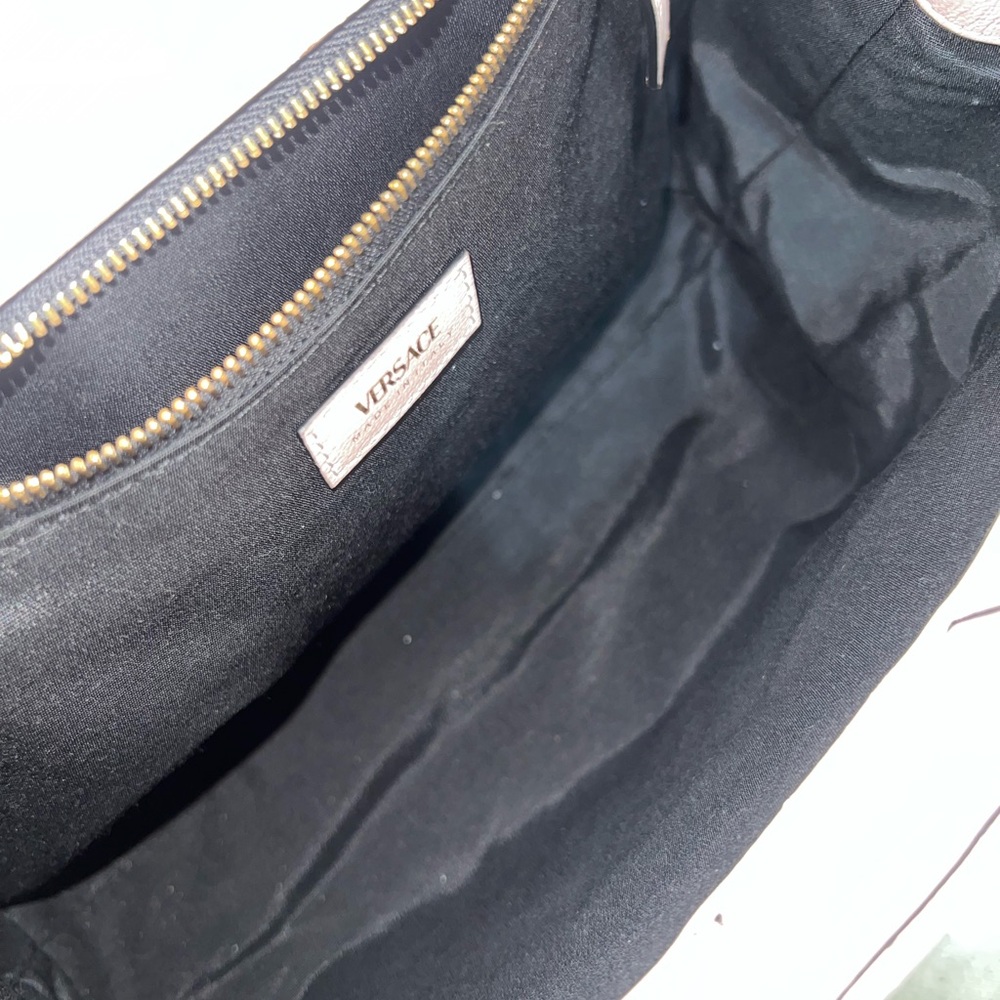 NEW VERSACE NAPPA SHOULDER BAG - Picture 14 of 14